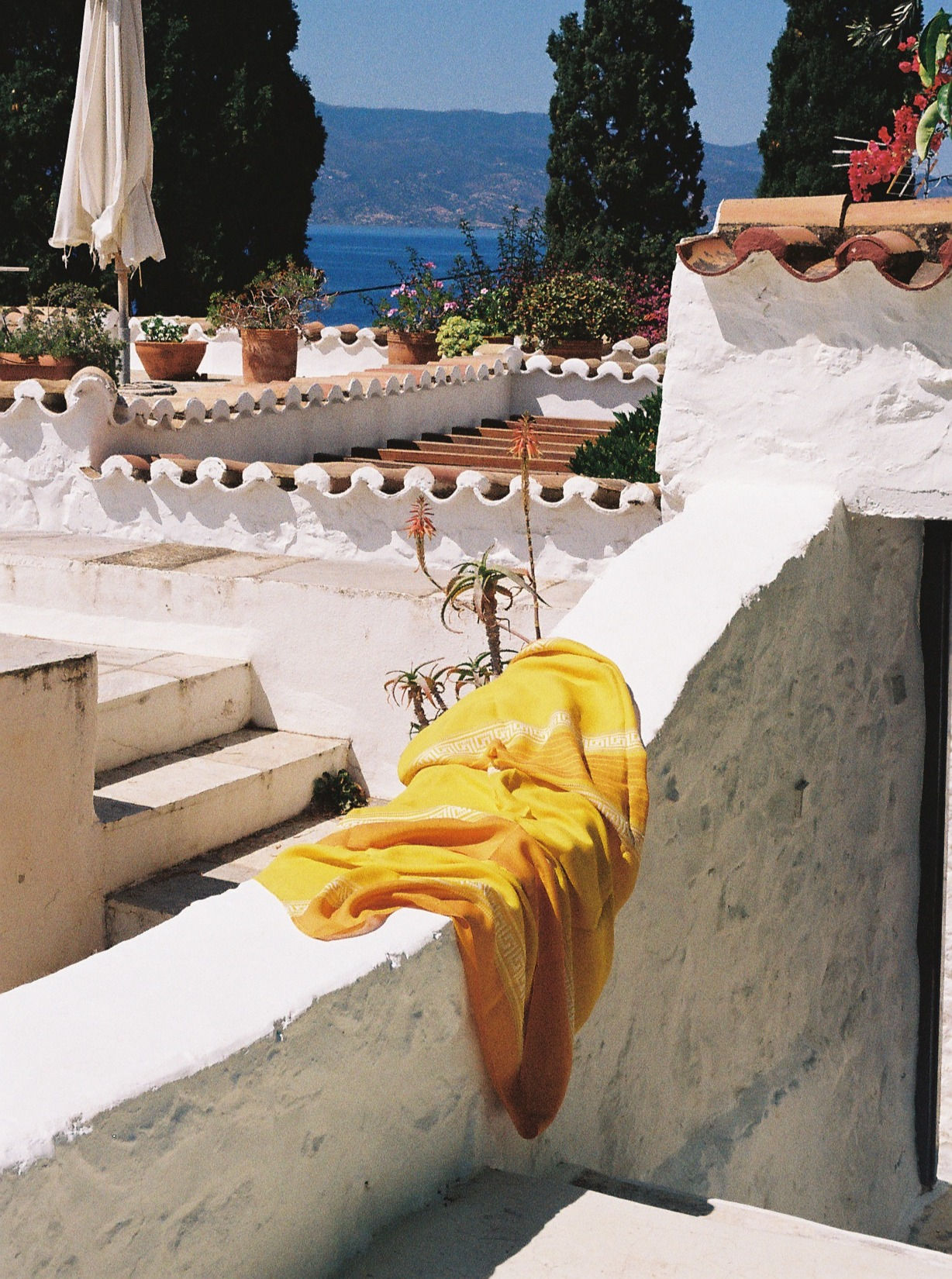 Sunset Greek Key Linen Tablecloth