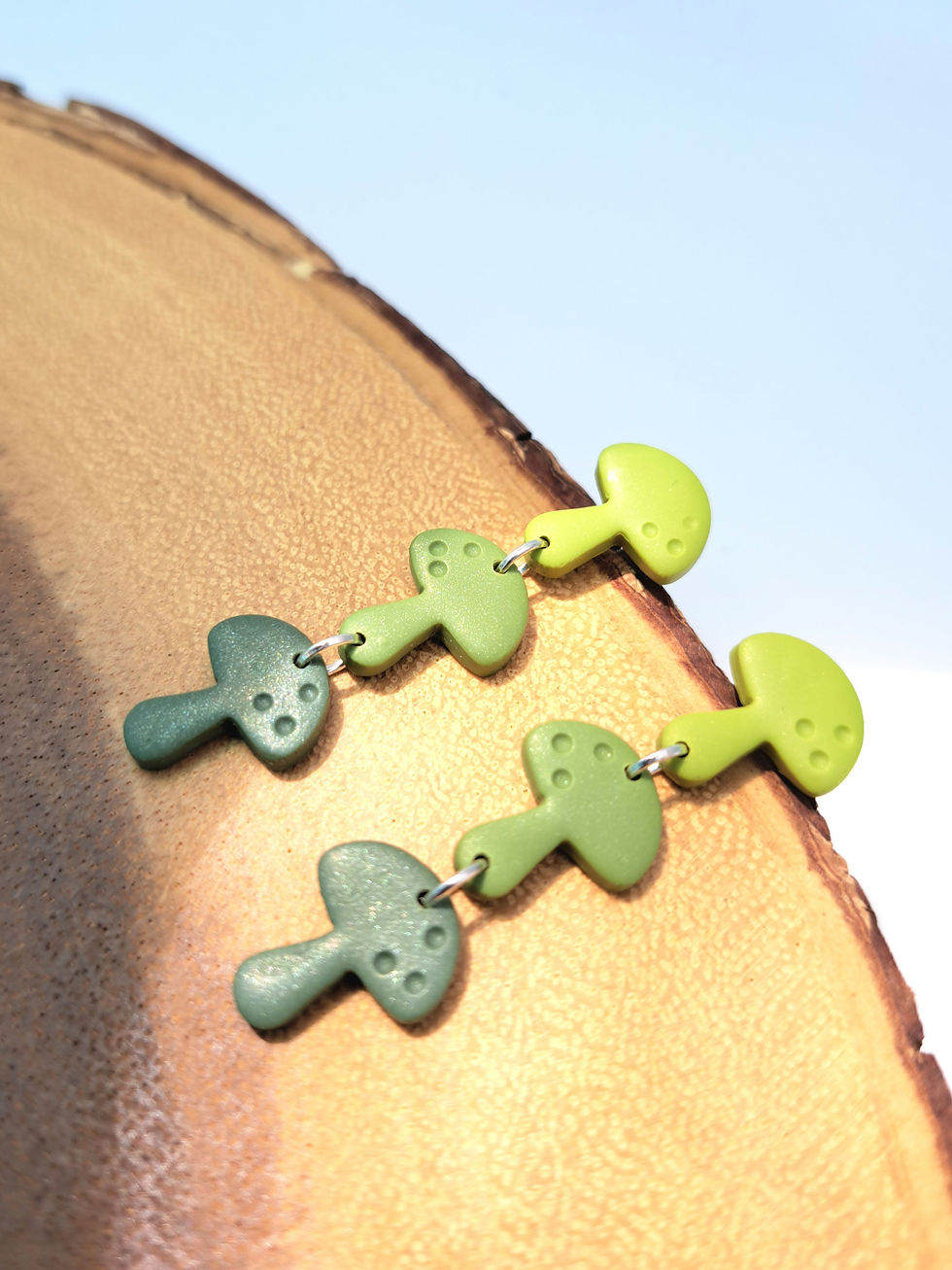 Thumbnail: Tiered Green Mushrooms