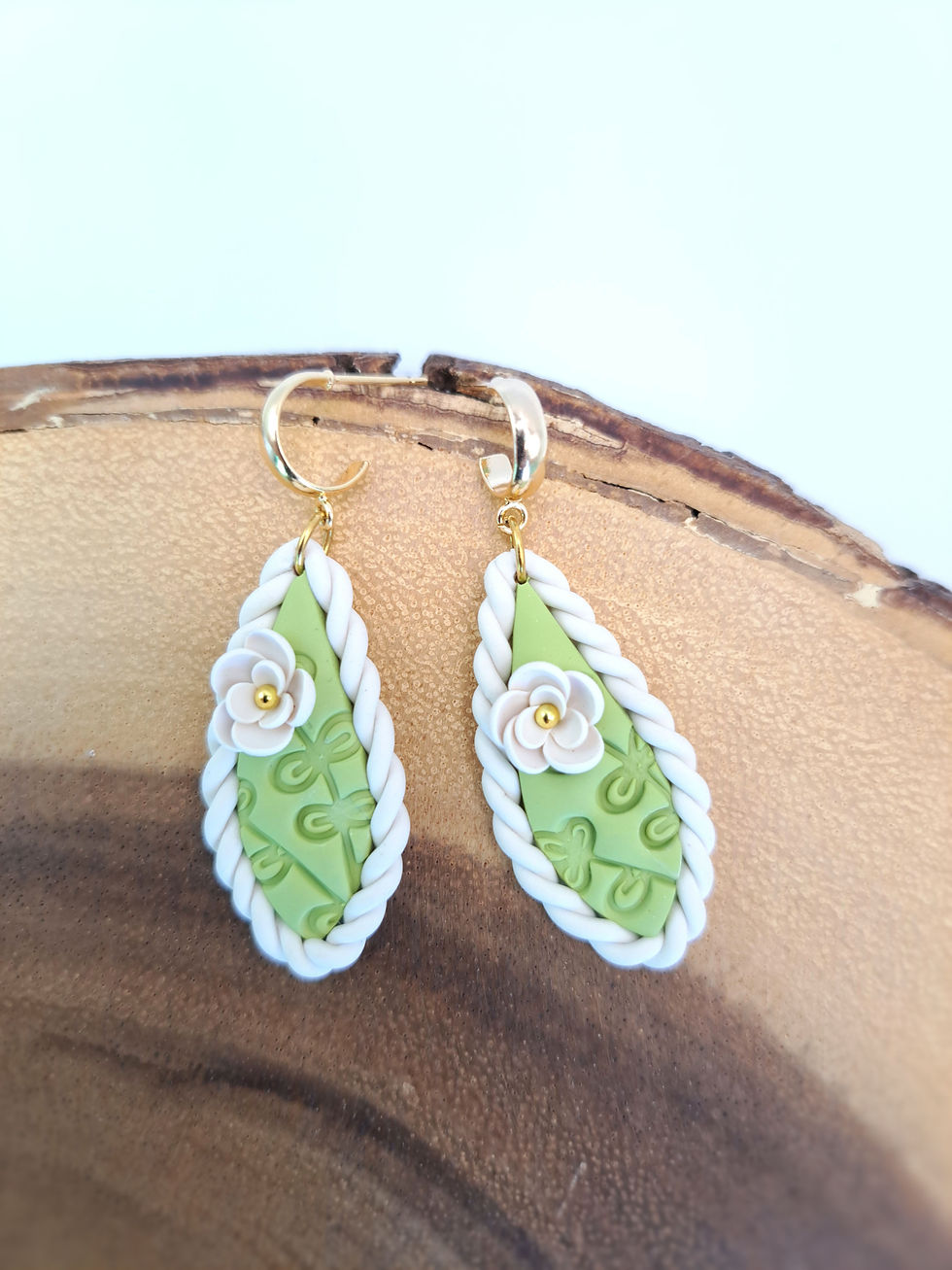 Thumbnail: Vintage Keylime Floral Earrings