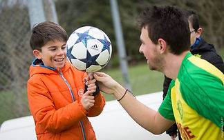 Animation Football Freestyle sur la fan zone du FC Nantes au stade de la Beaujoire avec le