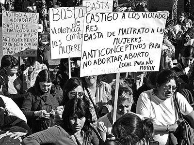 pag.6.pancartas-encuentro-mujeres-2010-2.jpg