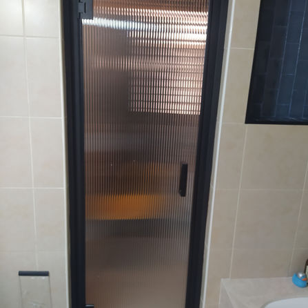 דלת זכוכית גלינה - פאוליז דורנטי