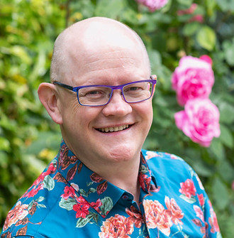 Winchester Milliner Simon Meanwell-Ralph Making Handmade Bespoke Wedding Hats