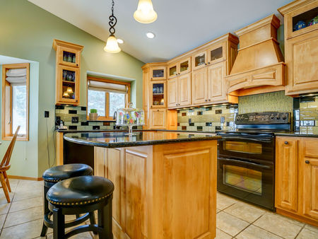 Functional Organized Kitchen