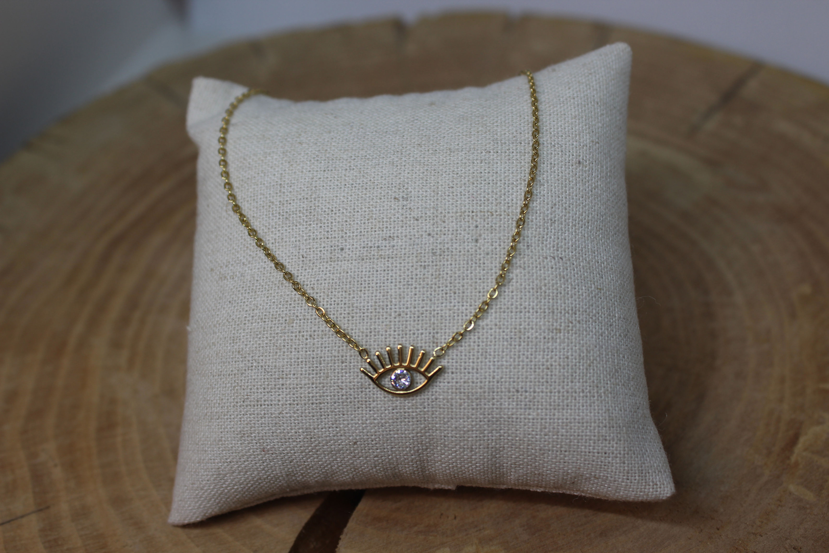 Collier Shanna