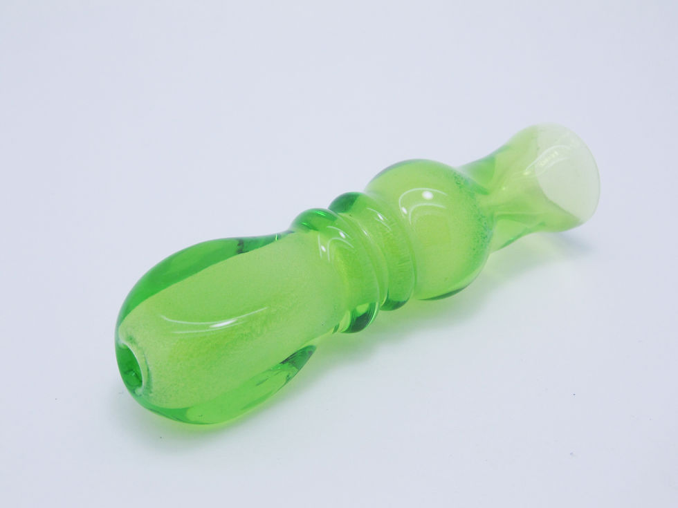 Thumbnail: Thick glow in the dark chillum
