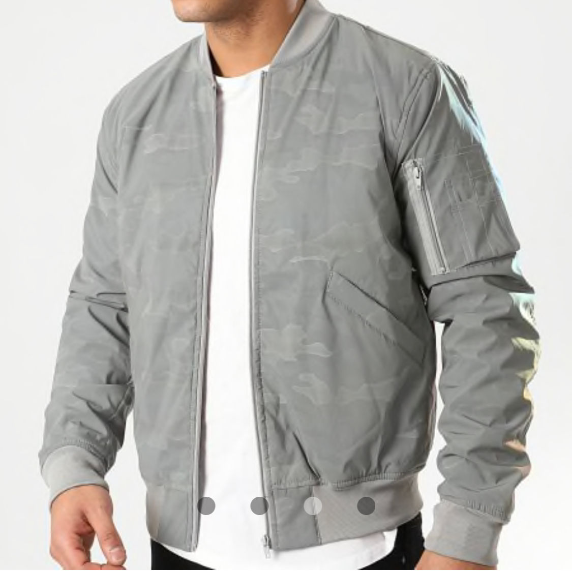 BOMBER RÉFLÉCHISSANT MILITAIRE