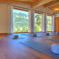Aparthotel-Iris-Yogaraum-2-768x512.jpg