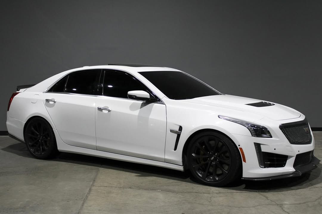 2017 Cadillac CTS-V
