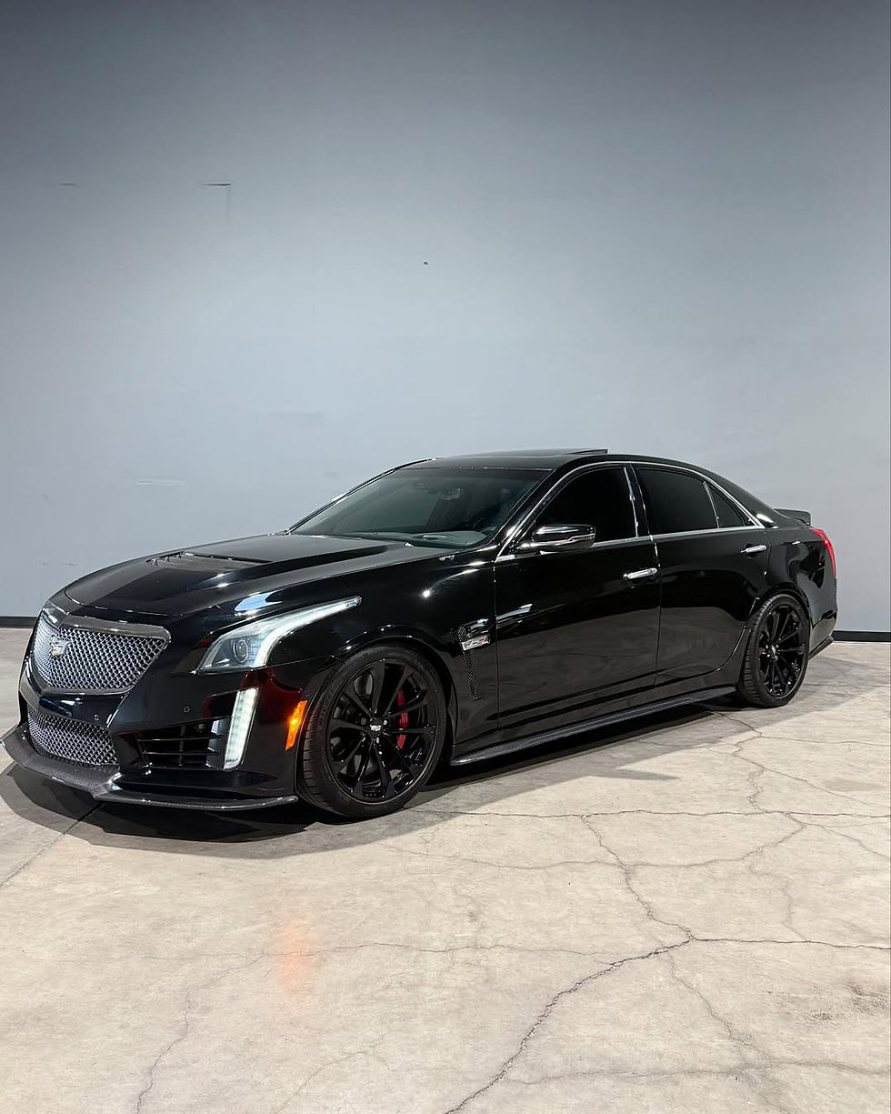 Thumbnail: 2019 Cadillac CTS-V 

