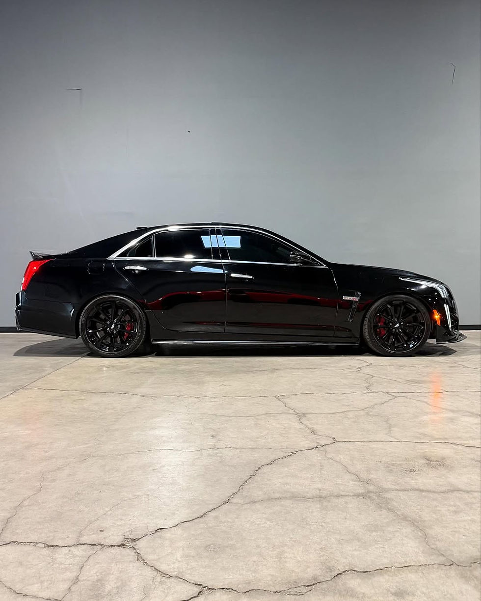 Thumbnail: 2019 Cadillac CTS-V 

