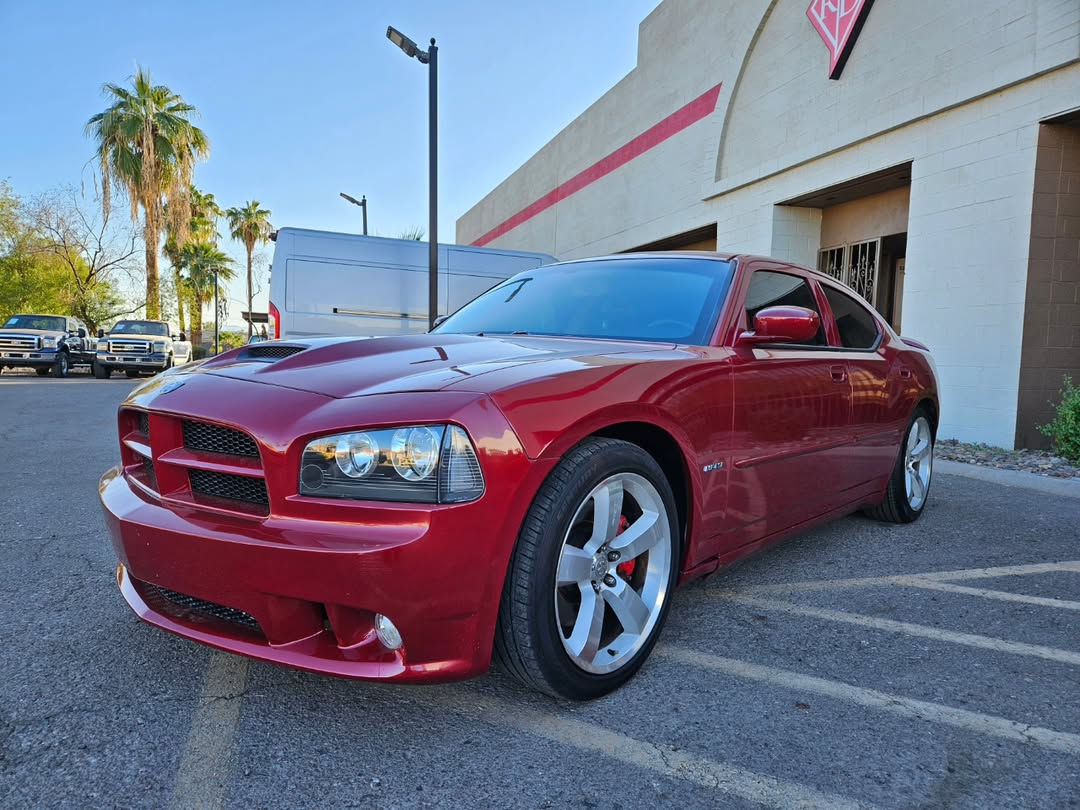 2006 Dodge Charger SRT8
