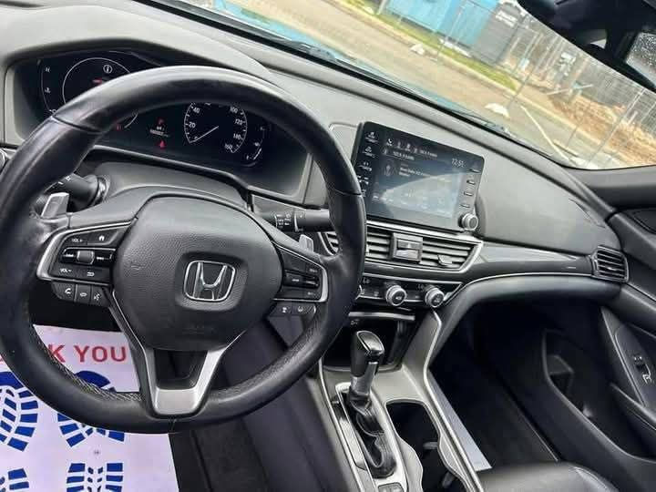 Thumbnail: 2018 HONDA ACCORD SPORT
PRICE 