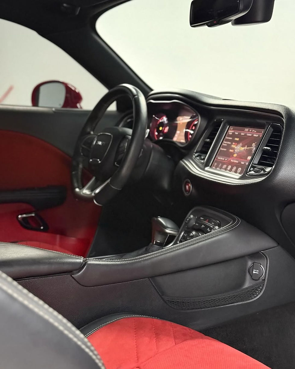 Thumbnail: 2015 Dodge Challenger Hellcat 
