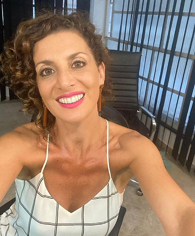 Luah Galvão Apresentadora
