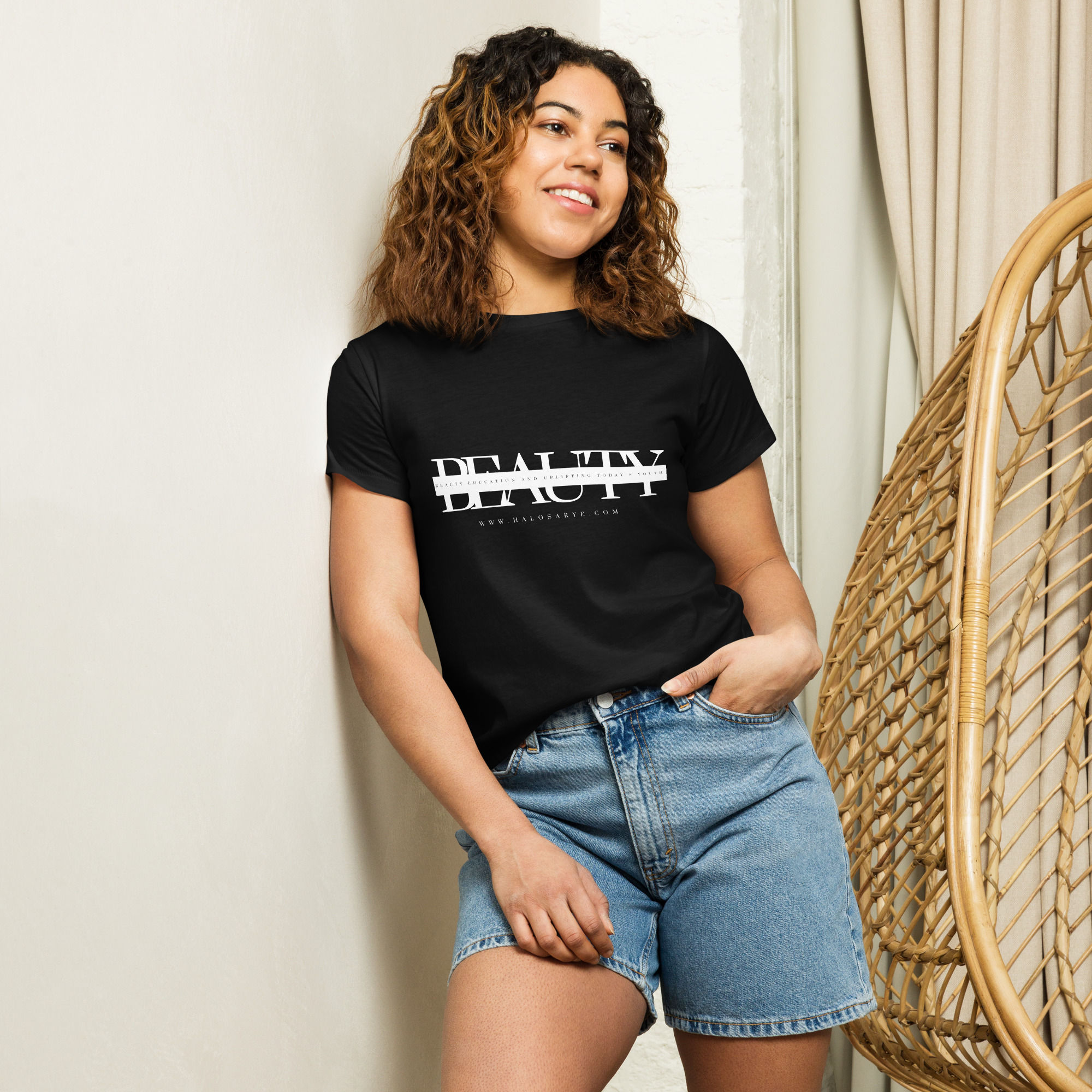 Women’s high-waisted t-shirt