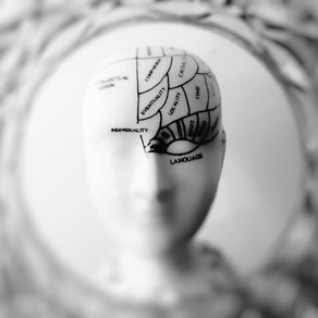 Fashion Psychology in Practice: Q&A with Prof Carolyn Mair PhD
