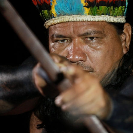 Instalação multimídia e multicultural leva trabalho de artistas indígenas ao Catete