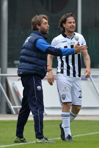 Ascoli: squalificato per 2 giornate Paolo Cozzi, una giornata a Canini e Petagna