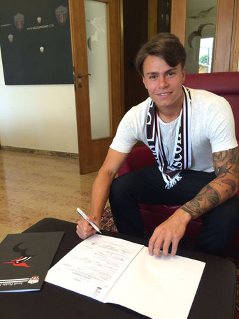 Ascoli: ufficiale Melker Hallberg