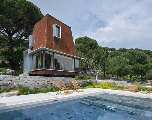 林中小屋
Ediz Demirel Works