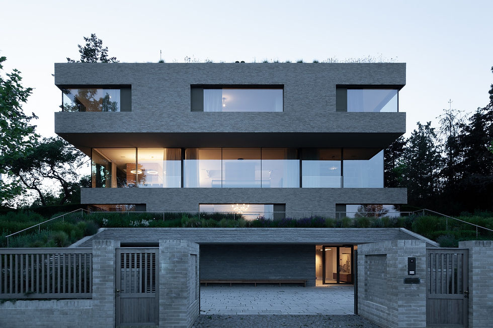 © Alex Shoots Buildings