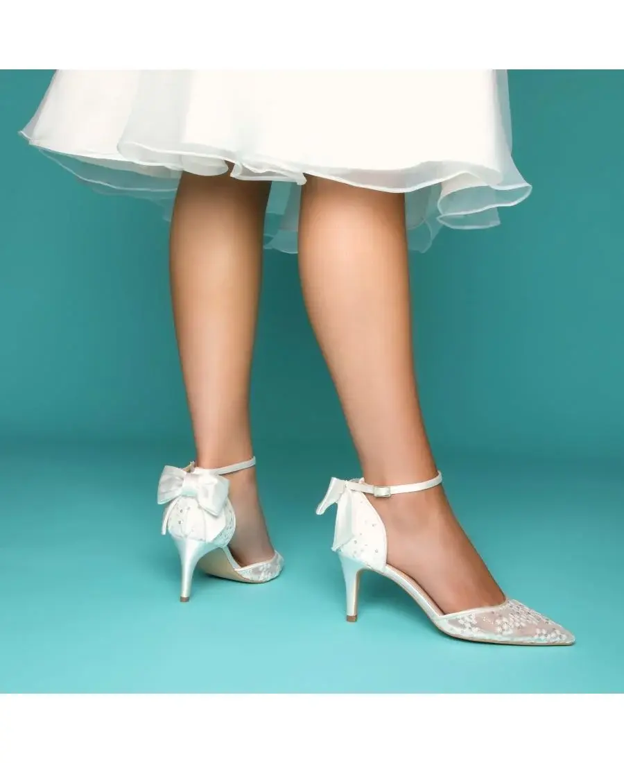 Miniaturbild: braut schuhe spitze zürich