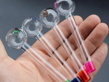 Puff in Style: Explore 2025’s Most Elegant Crystal Pipes for the Modern Smoker