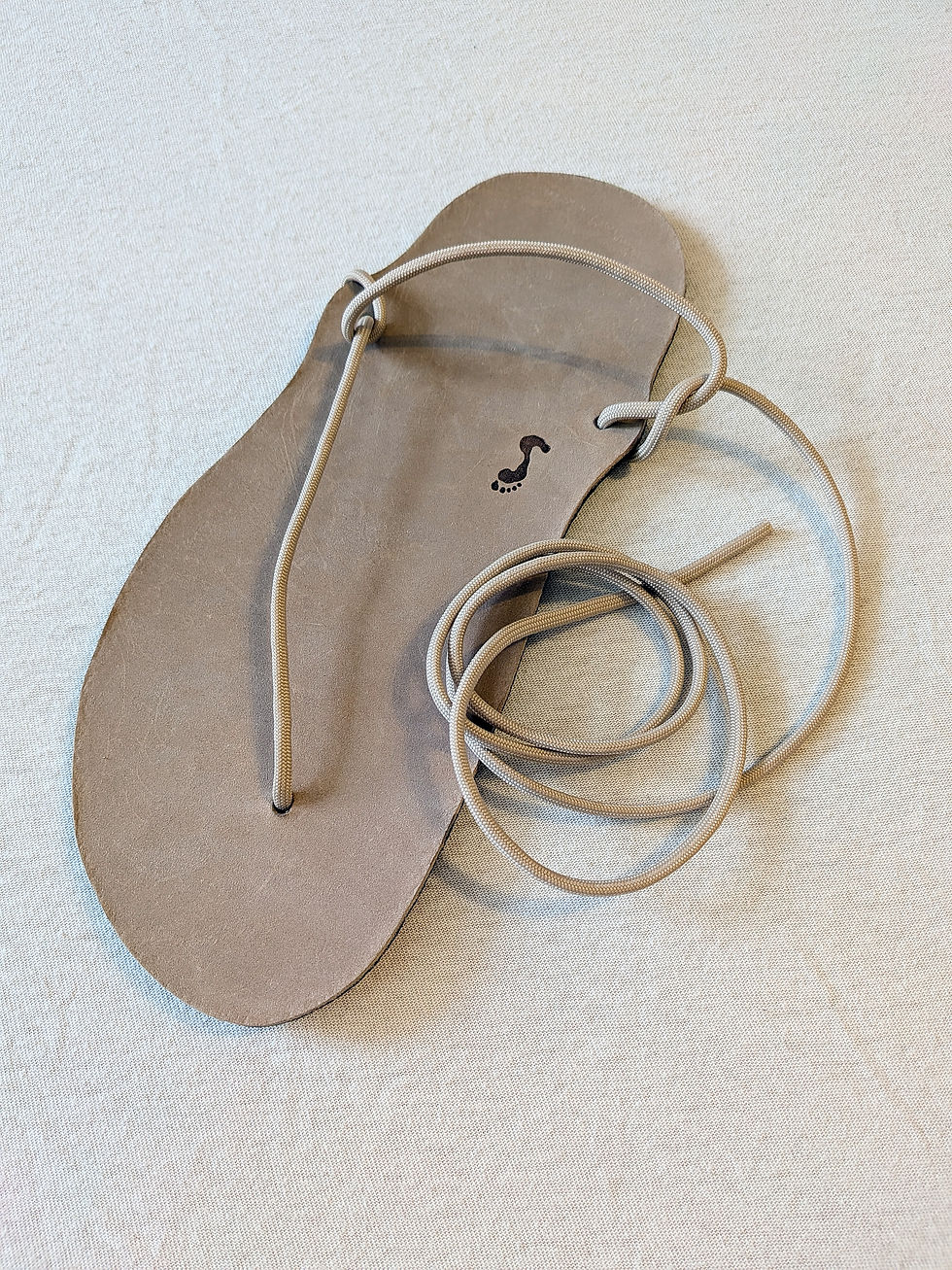 Miniaturbild: Geniale Sandale Bio-Leder Hazelnut