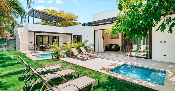 casa-reina-silvia-private-pools-tamarindo-1.jpg