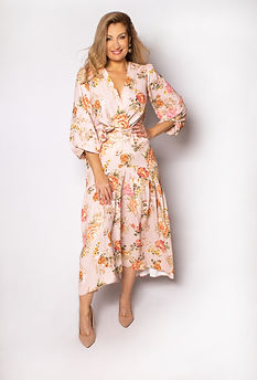 Brisbane Marriage Celebrant, Rowena Travi of Celebrant Chic Brisbane - Style me!