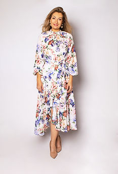 Brisbane Marriage Celebrant, Rowena Travi of Celebrant Chic Brisbane - Style me!