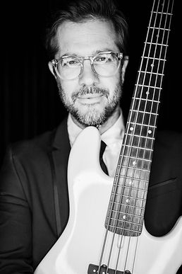 Brisbane wedding, event and party music: Mark Peric Bass