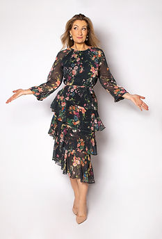 Brisbane Marriage Celebrant, Rowena Travi of Celebrant Chic Brisbane - Style me!