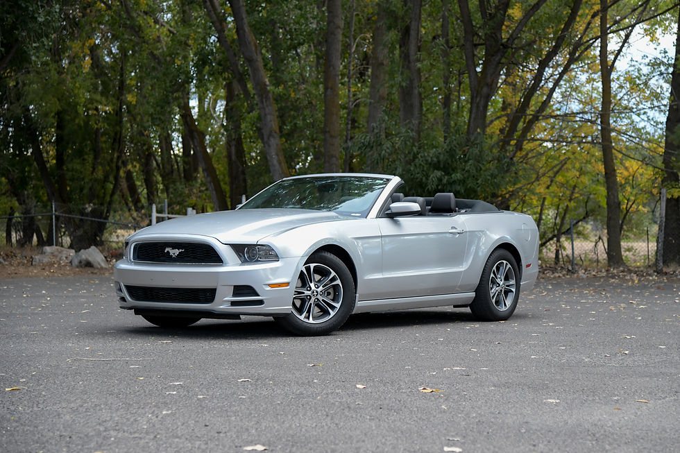 2014 Ford Mustang Convertible (V6)