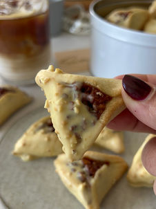 אוזני המן טופי פקאן ובלונדי