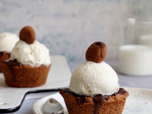 קוקיקאפקייקס שוקולד צ’יפס וגלידה