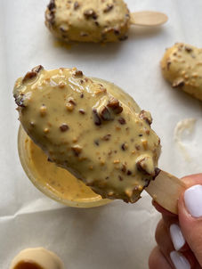 מגנום קפה בציפוי בלונדי פקאן