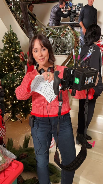 Jennifer Love Hewitt Returns to Lifetime to Star, Direct and Executive Produce Holiday Film.
