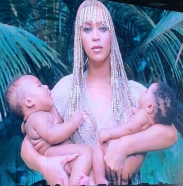 Beyonce' and Jay-Z Kick Off Their "On The Run II" Tour with a Vow Renewal and the Twin