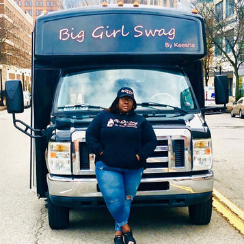 Black History Maker: Nurse Turns Coach into a Mobile Boutique for Plus Sized Women!