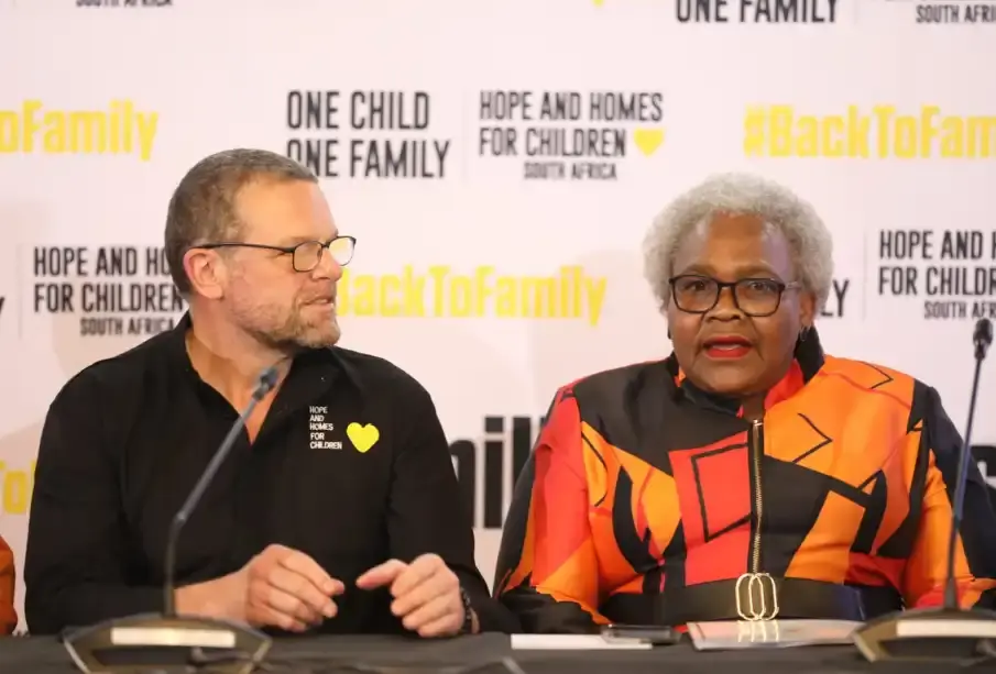 TLC steunt Hope and Homes for Children