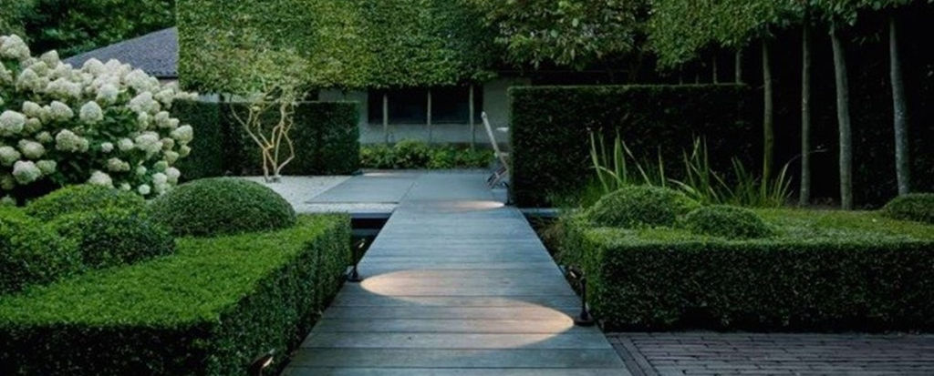 Garden-pathway-uk.jpg