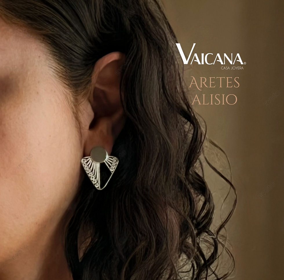 Aretes Alisio: Una Joya que Captura la Serenidad del Viento y la Tradición Yucateca