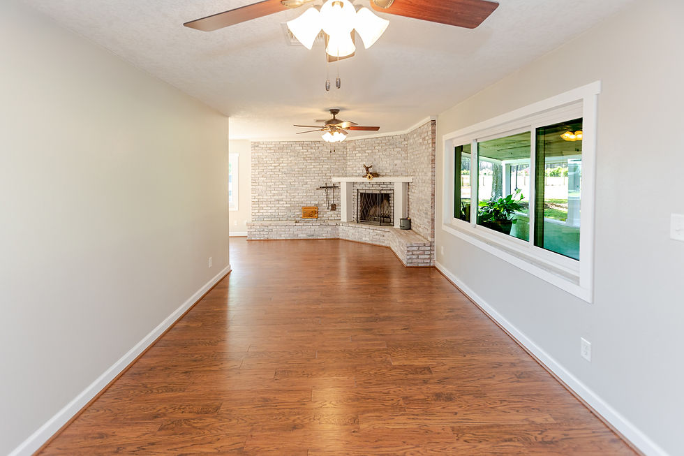 Unstaged room before virtual staging