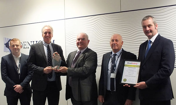 MindSafety CEO David Samuel presenting the MindSafety Excellence in Safety Award to the HSEQ team at Denholm Logistics
