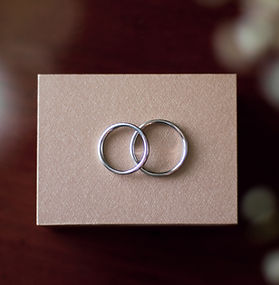 Wedding rings on decorative ring box. Wedding Photogrpahy.