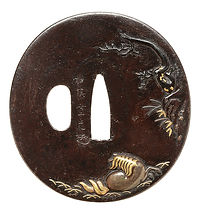 放馬図鐔　銘　加藤重光（花押）