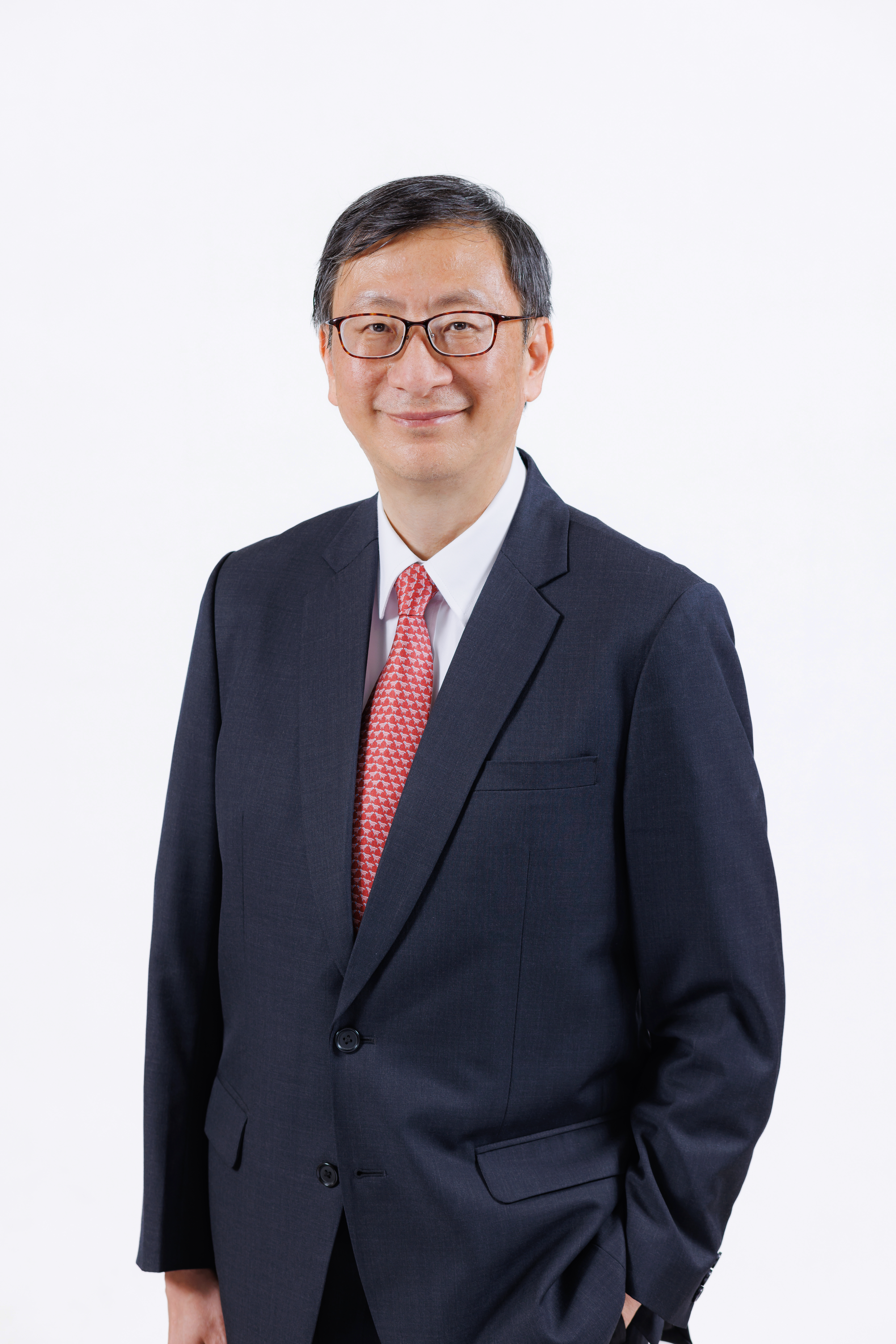 Professor Lee_Photo.jpg