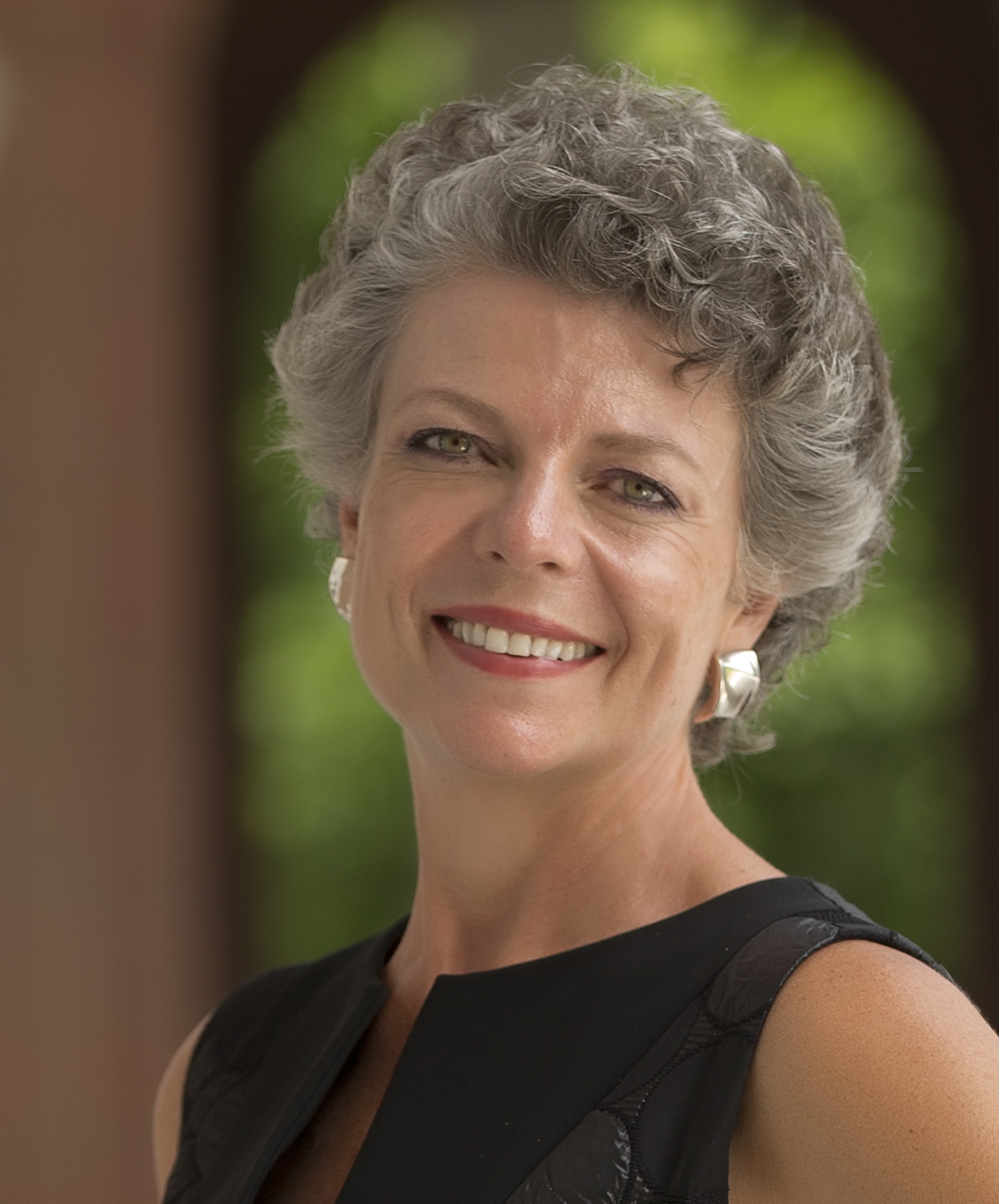 Benbow headshot13.jpg